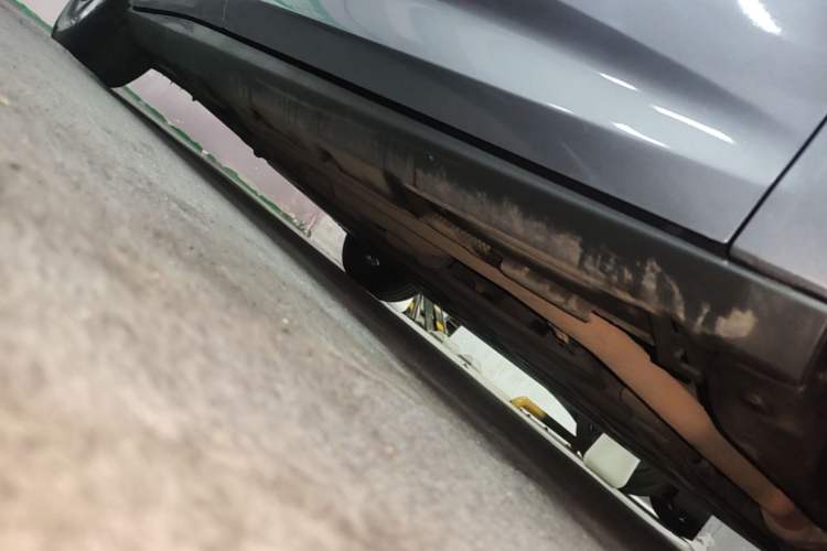 Used BYD Qin L 2024 DM-i 80KM Leading Model Right Side Sill