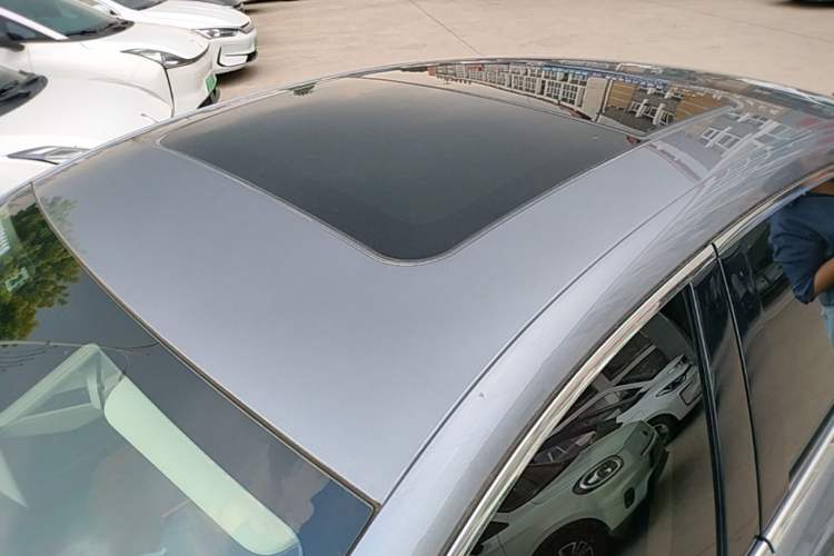 Used BYD Qin L 2024 DM-i 120KM Leading Model Roof