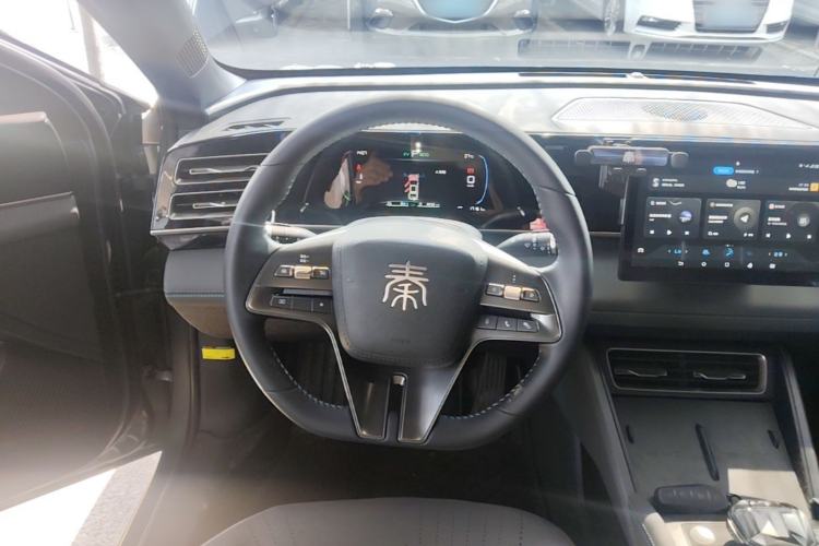 Used BYD Qin L 2024 DM-i 80KM Leading Model Steering Wheel