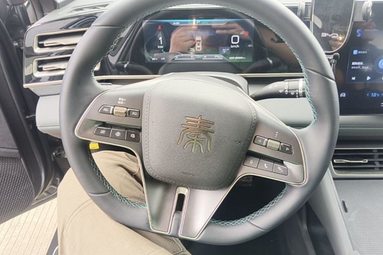 Used BYD Qin L 2024 DM-i 120KM Beyond Model Steering Wheel