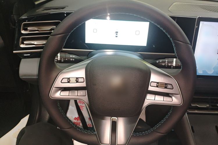 Used BYD Qin L 2024 DM-i 120KM Leading Model Steering Wheel