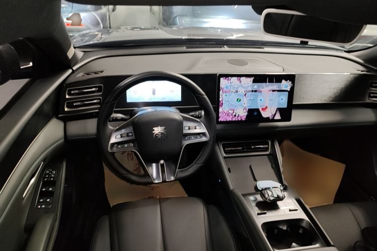 Used BYD Qin L 2024 DM-i 80KM Beyond Model Steering Wheel