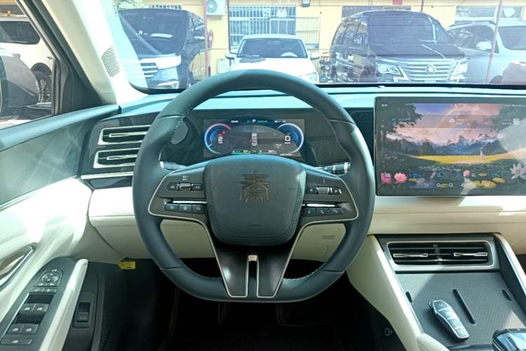 Used BYD Qin L 2024 DM-i 120KM Beyond Model Steering Wheel