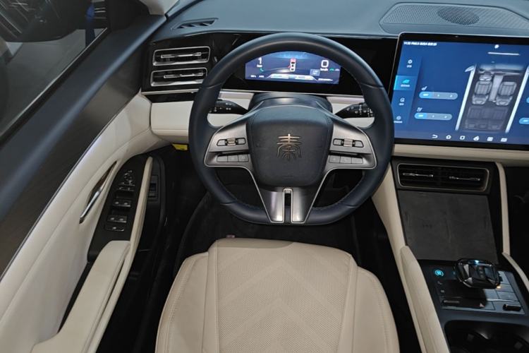 Used BYD Qin L 2024 DM-i 120KM Excellence Model Steering Wheel