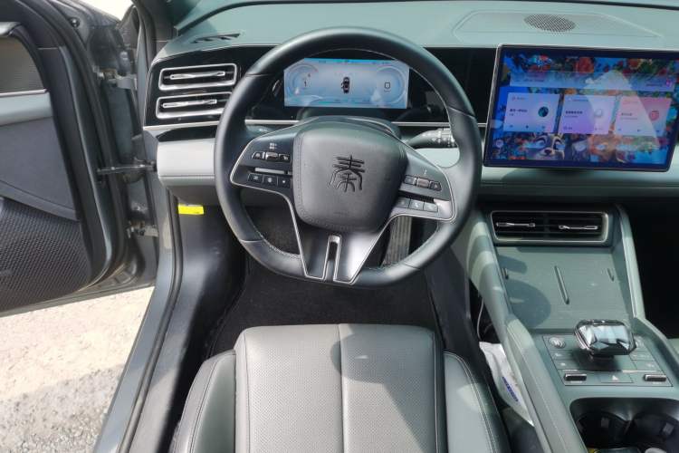 Used BYD Qin L 2024 DM-i 80KM Beyond Model Steering Wheel