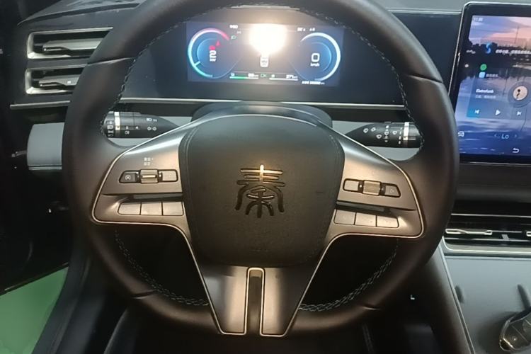 Used BYD Qin L 2024 DM-i 120KM Leading Model Steering Wheel