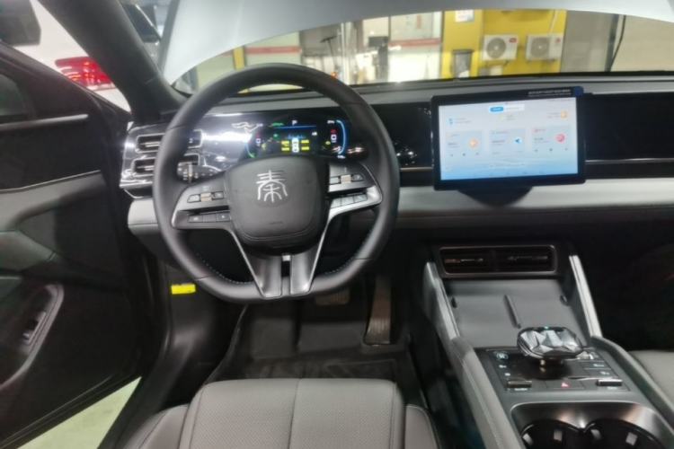 Used BYD Qin L 2024 DM-i 80KM Leading Model Steering Wheel