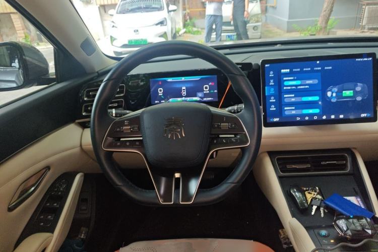 Used BYD Qin L 2024 DM-i 120KM Beyond Model Steering Wheel