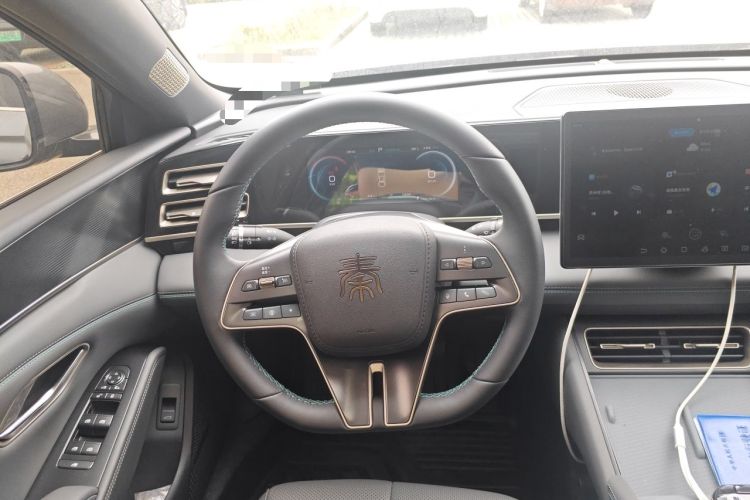 Used BYD Qin L 2024 DM-i 120KM Leading Model Steering Wheel
