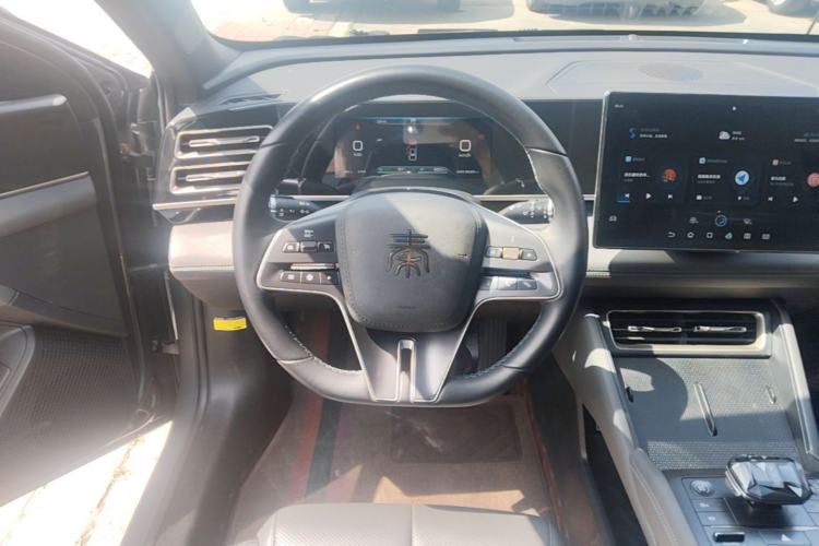 Used BYD Qin L 2024 DM-i 120KM Leading Model Steering Wheel