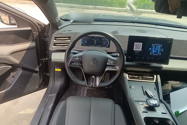 Used BYD Qin L 2024 DM-i 120KM Leading Model Steering Wheel