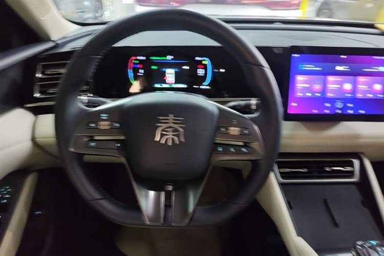 Used BYD Qin L 2024 DM-i 80KM Leading Model Steering Wheel