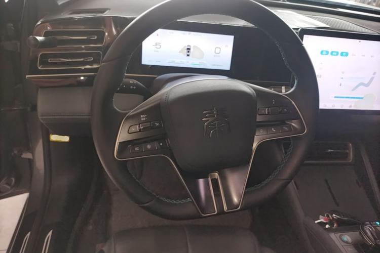 Used BYD Qin L 2024 DM-i 80KM Beyond Model Steering Wheel