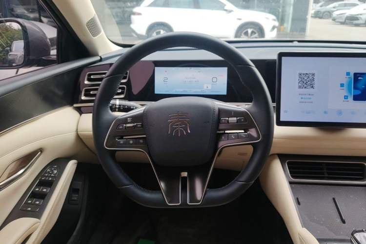 Used BYD Qin L 2024 DM-i 120KM Beyond Model Steering Wheel