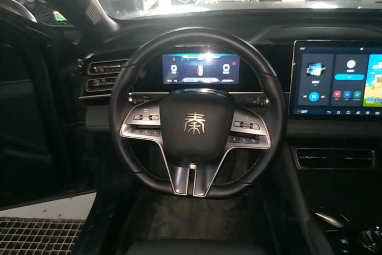Used BYD Qin L 2024 DM-i 120KM Leading Model Steering Wheel