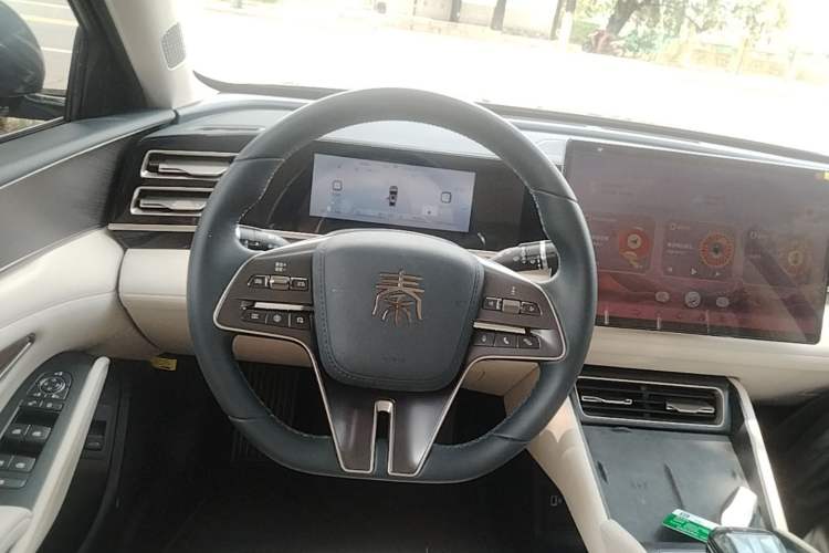 Used BYD Qin L 2024 DM-i 120KM Excellence Model Steering Wheel