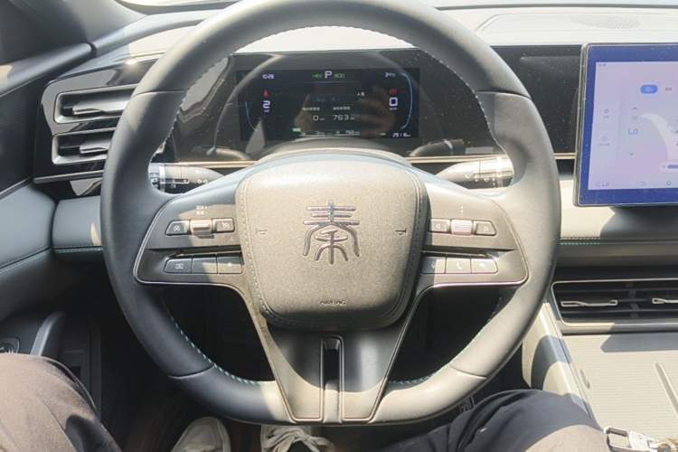 Used BYD Qin L 2024 DM-i 80KM Leading Model Steering Wheel