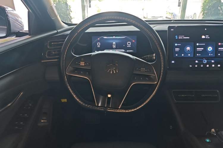 Used BYD Qin L 2024 DM-i 120KM Leading Model Steering Wheel