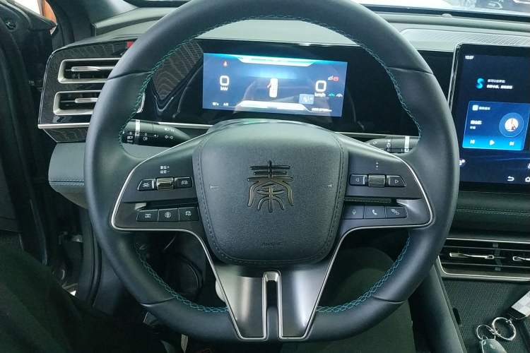 Used BYD Qin L 2024 DM-i 120KM Beyond Model Steering Wheel