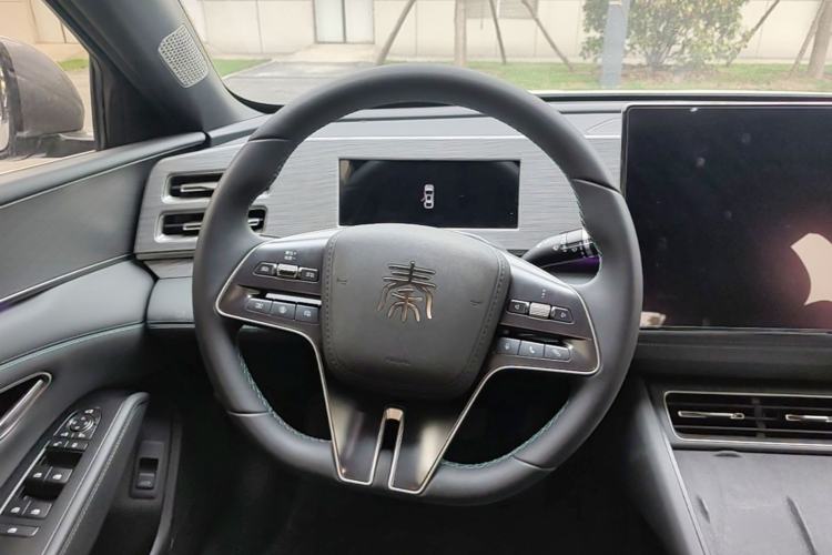 Used BYD Qin L 2024 DM-i 120KM Excellence Model Steering Wheel