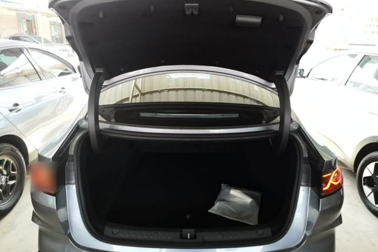 Used BYD Qin L 2024 DM-i 80KM Beyond Model Trunk