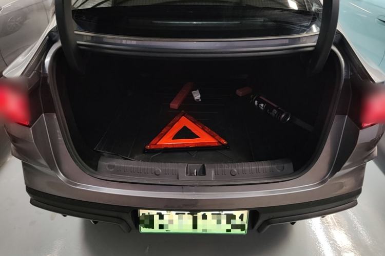 Used BYD Qin L 2024 DM-i 80KM Beyond Model Trunk