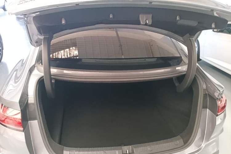 Used BYD Qin L 2024 DM-i 80KM Leading Model Trunk