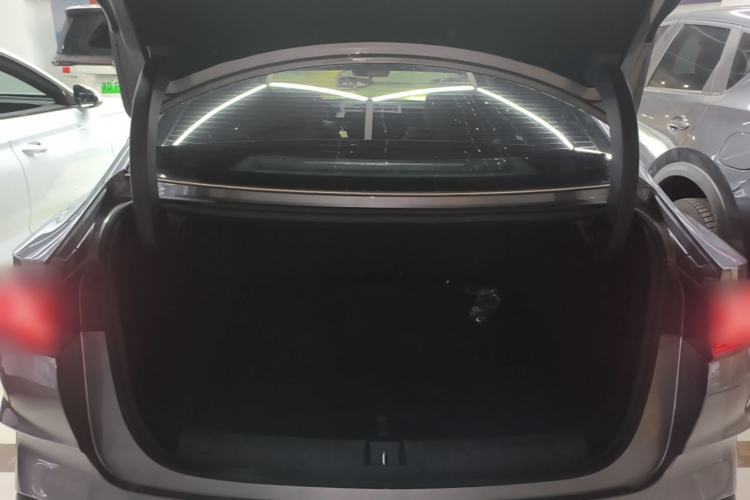Used BYD Qin L 2024 DM-i 80KM Leading Model Trunk
