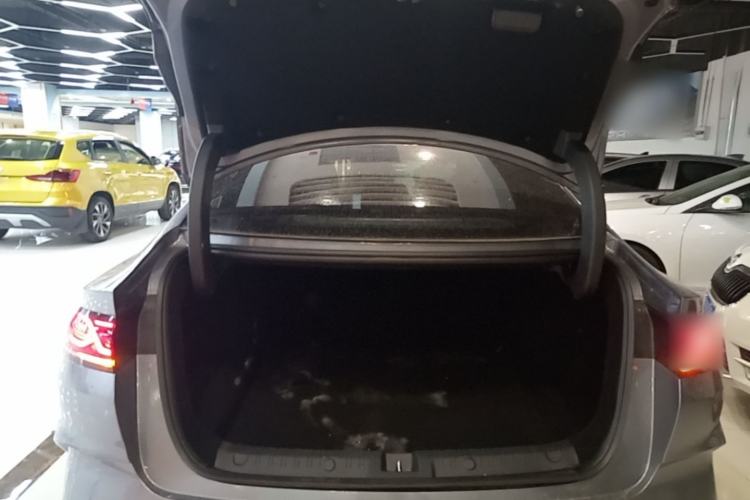 Used BYD Qin L 2024 DM-i 120KM Excellence Model Trunk