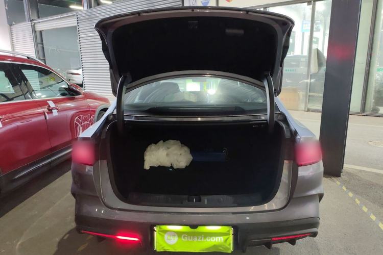 Used BYD Qin L 2024 DM-i 120KM Beyond Model Trunk