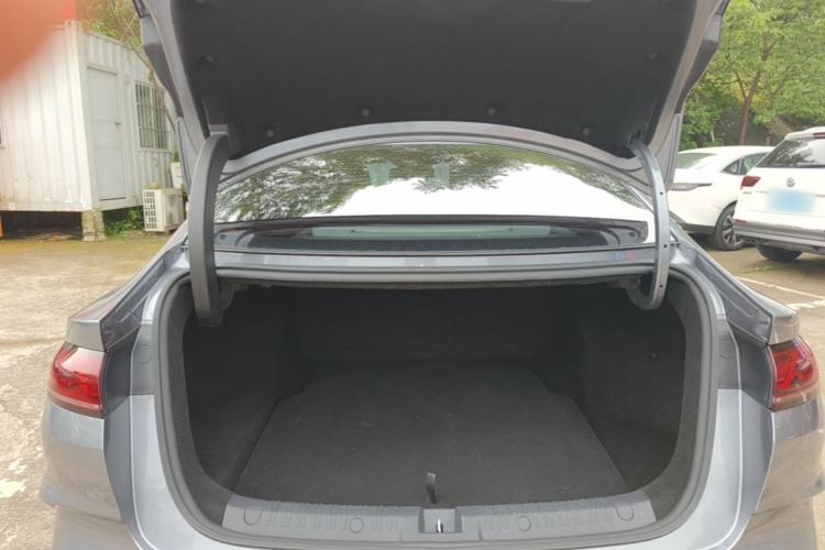Used BYD Qin L 2024 DM-i 80KM Leading Model Trunk