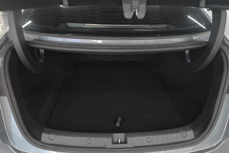 Used BYD Qin L 2024 DM-i 80KM Beyond Model Trunk
