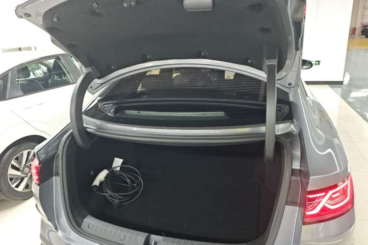 Used BYD Qin L 2024 DM-i 80KM Leading Model Trunk