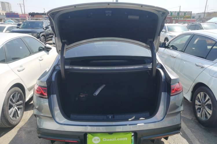 Used BYD Qin L 2024 DM-i 80KM Leading Model Trunk