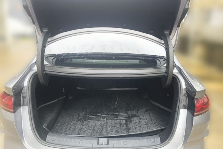 Used BYD Qin L 2024 DM-i 80KM Beyond Model Trunk