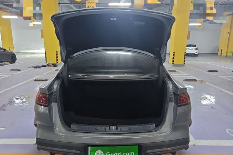Used BYD Qin L 2024 DM-i 80KM Beyond Model Trunk