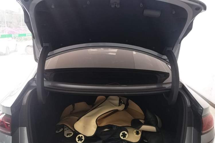 Used BYD Qin L 2024 DM-i 80KM Leading Model Trunk