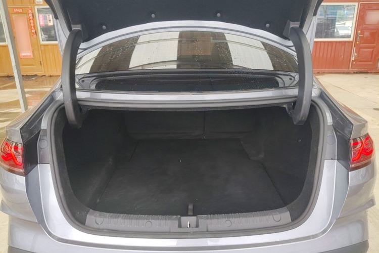 Used BYD Qin L 2024 DM-i 80KM Beyond Model Trunk