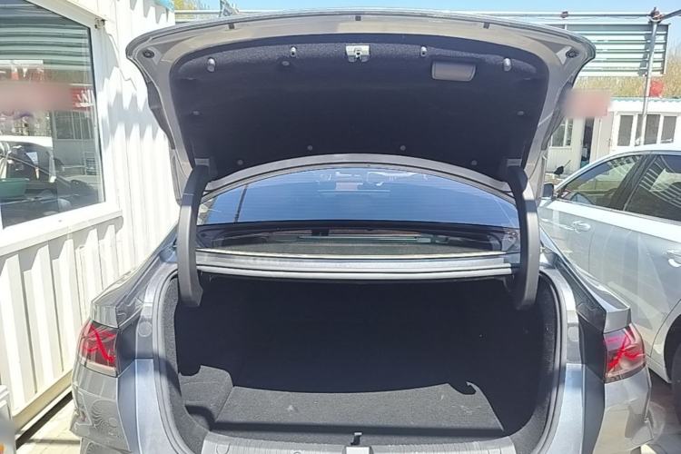 Used BYD Qin L 2024 DM-i 120KM Beyond Model Trunk
