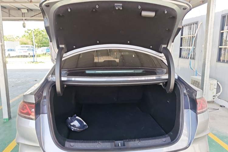 Used BYD Qin L 2024 DM-i 80KM Beyond Model Trunk
