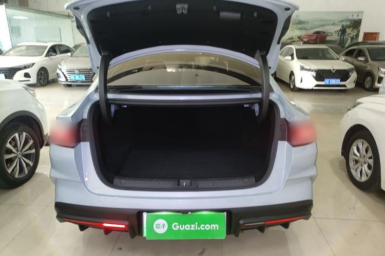 Used BYD Qin L 2024 DM-i 80KM Leading Model Trunk