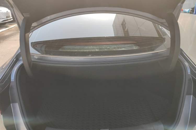 Used BYD Qin L 2024 DM-i 120KM Leading Model Trunk