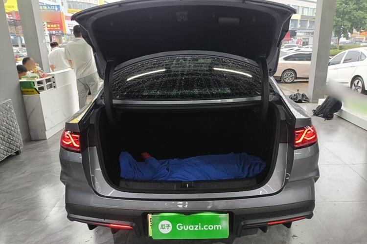 Used BYD Qin L 2024 DM-i 80KM Leading Model Trunk