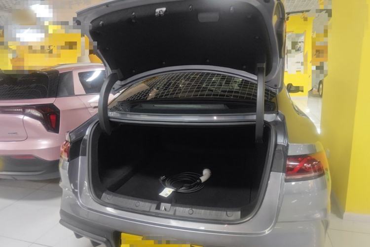 Used BYD Qin L 2024 DM-i 80KM Beyond Model Trunk