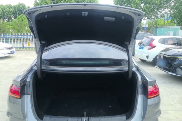 Used BYD Qin L 2024 DM-i 120KM Leading Model Trunk