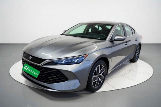 BYD Qin L 2024 DM-i 120KM Leading Model usado
