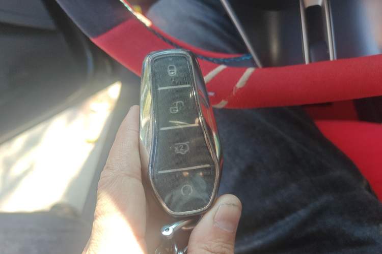 Used BYD Qin L 2024 DM-i 80KM Beyond Model Vehicle Key