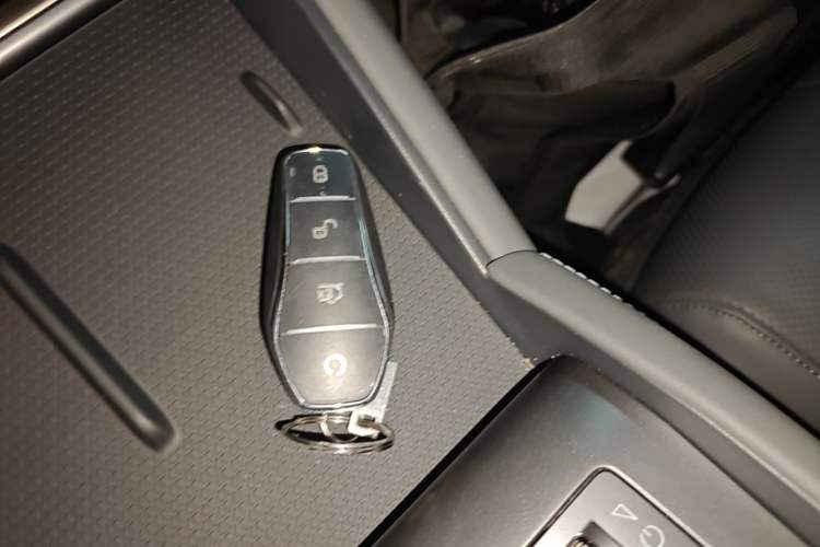 Used BYD Qin L 2024 DM-i 120KM Leading Model Vehicle Key
