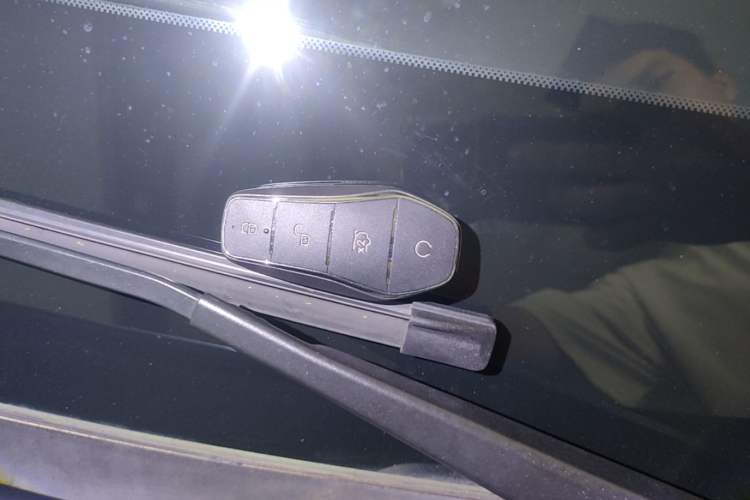 Used BYD Qin L 2024 DM-i 80KM Beyond Model Vehicle Key