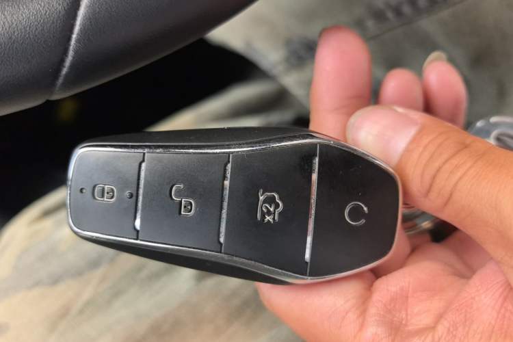 Used BYD Qin L 2024 DM-i 80KM Leading Model Vehicle Key